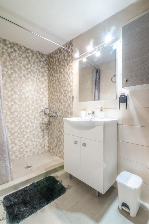 Renovated Loft Near The Center Appartement Iraklion Buitenkant foto