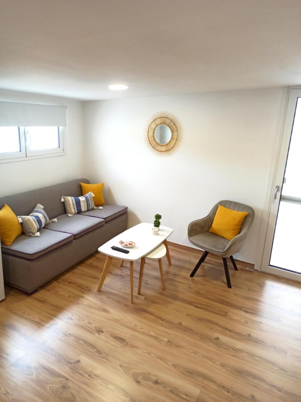 Renovated Loft Near The Center Appartement Iraklion Buitenkant foto