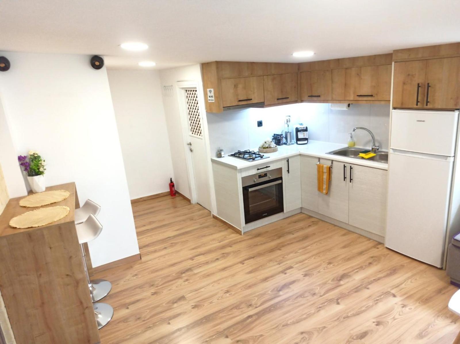 Renovated Loft Near The Center Appartement Iraklion Buitenkant foto
