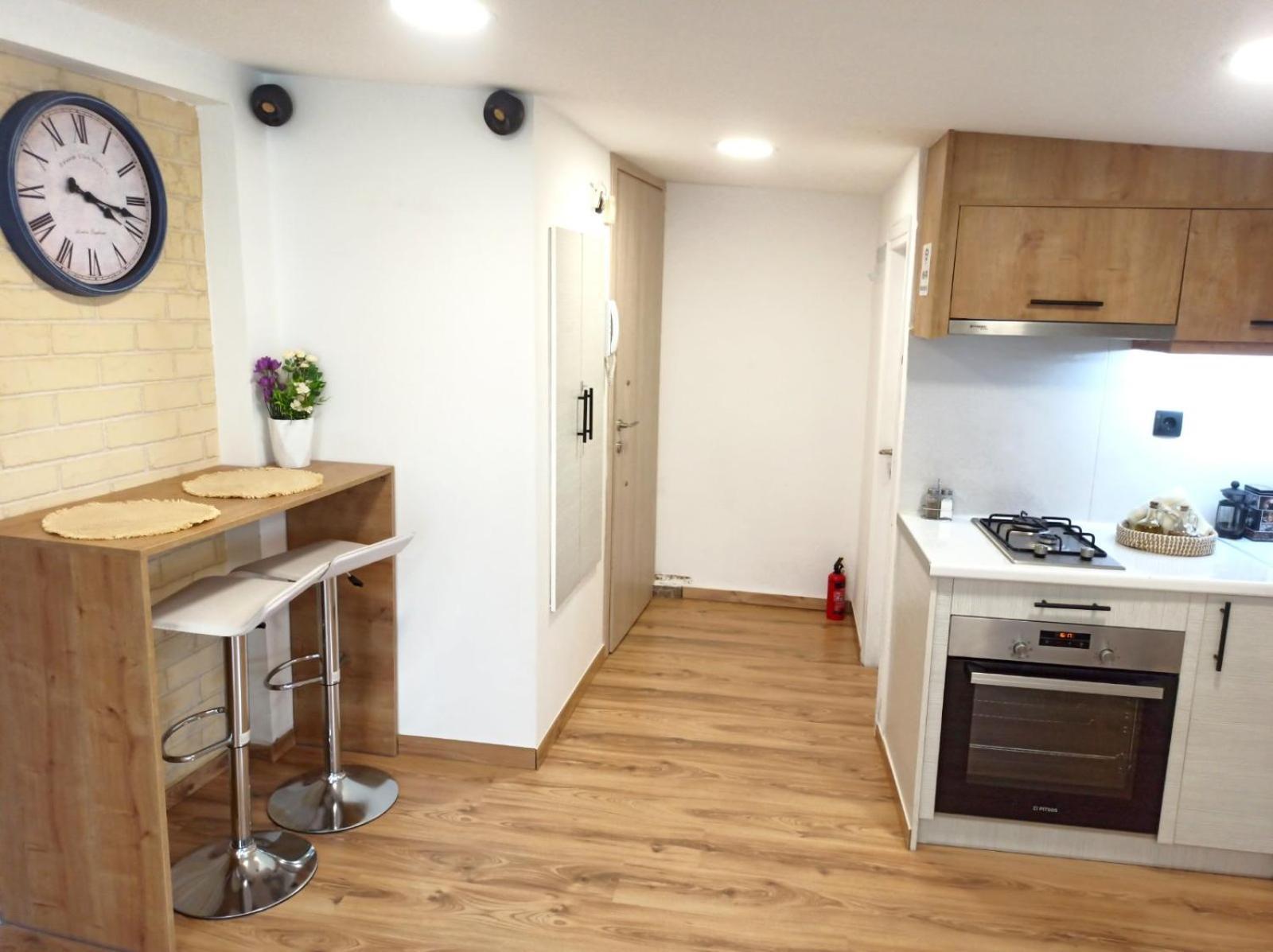 Renovated Loft Near The Center Appartement Iraklion Buitenkant foto